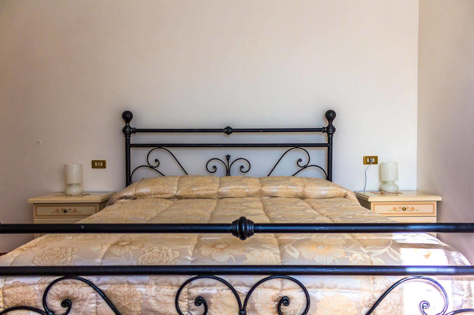 Le Monachette Bed & Breakfast Ascoli Piceno Eksteriør bilde